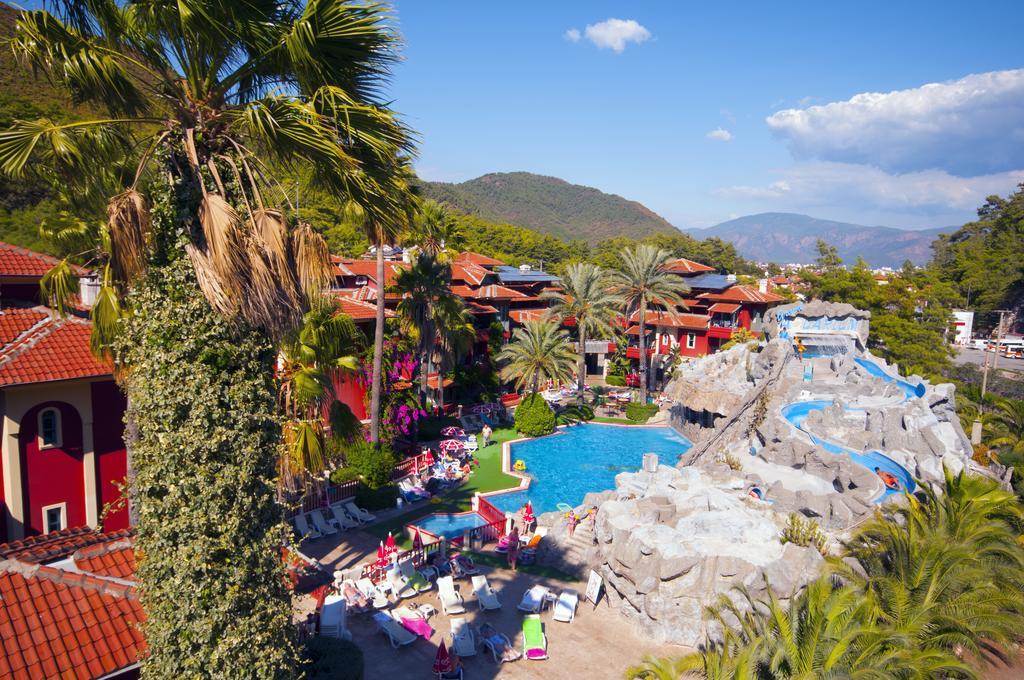 大水族馆公寓式酒店 马尔马里斯 外观 照片