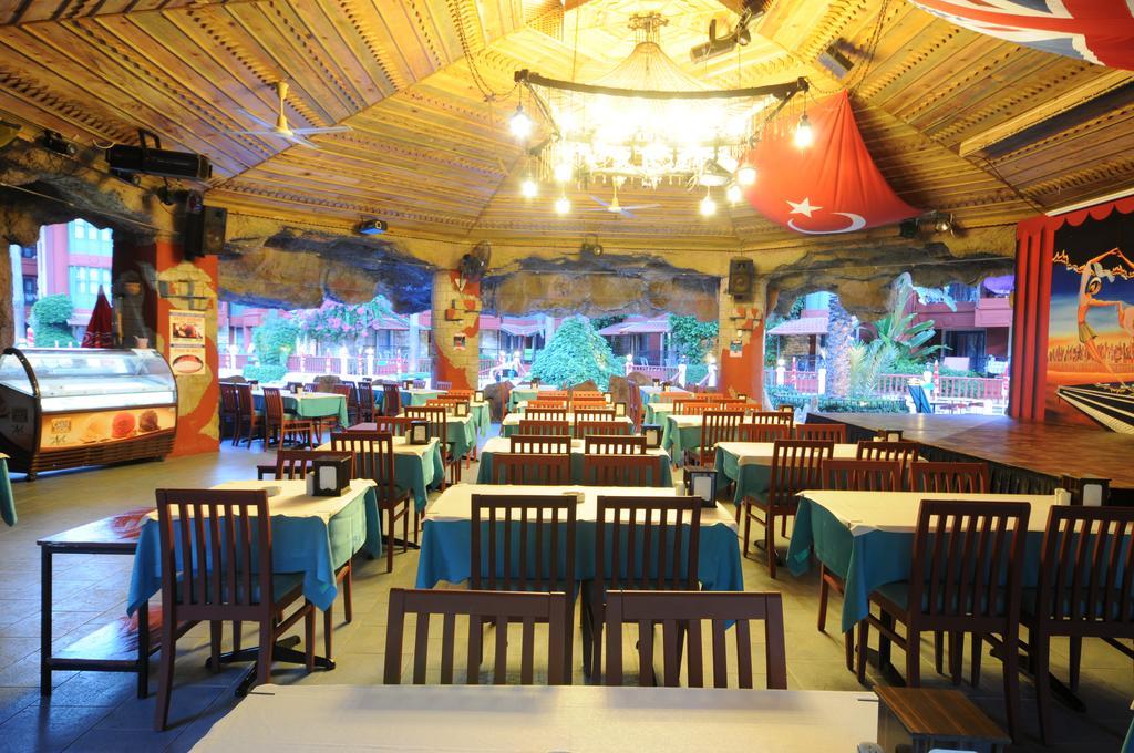 大水族馆公寓式酒店 马尔马里斯 外观 照片